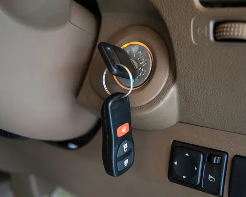 Broken car key extraction and replacement in Farmington, NM